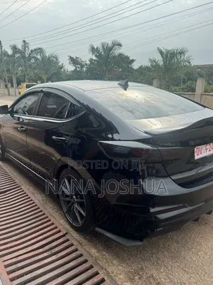 Hyundai Elantra 2018 Black