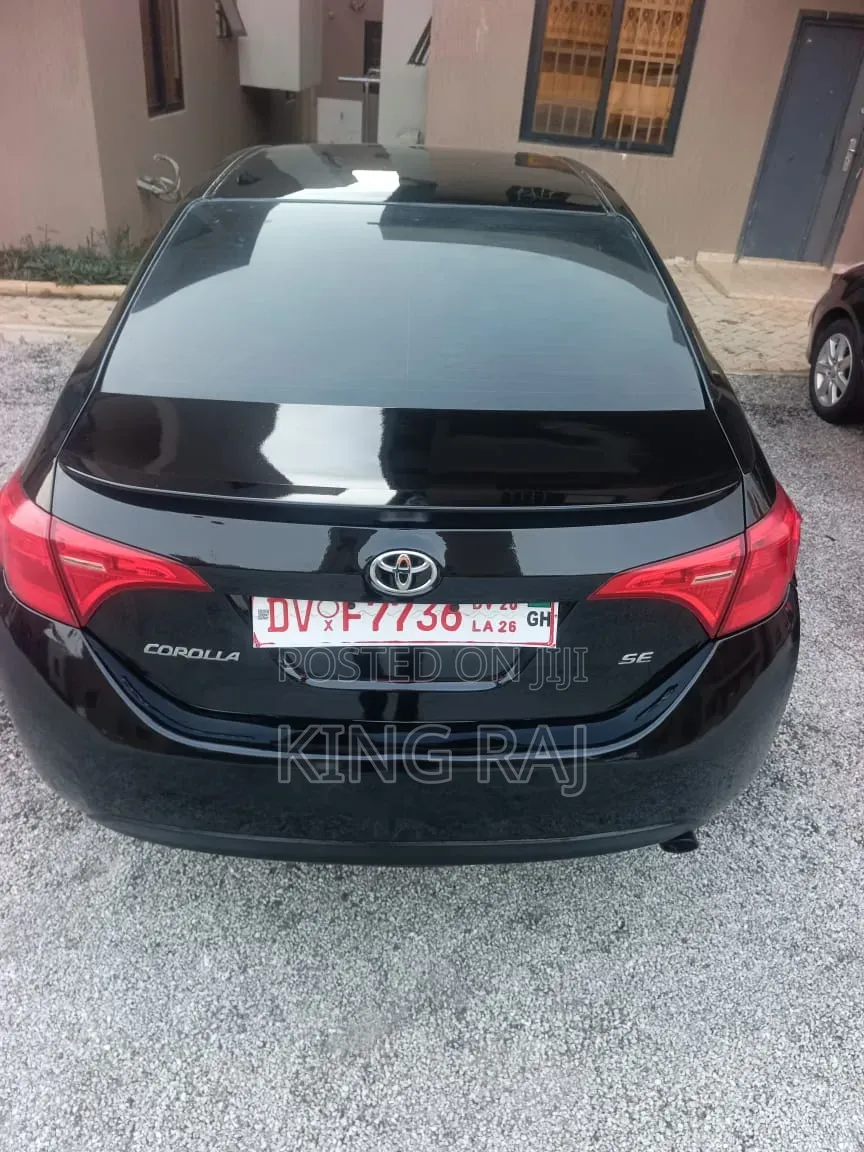 Toyota Corolla 2017 Black