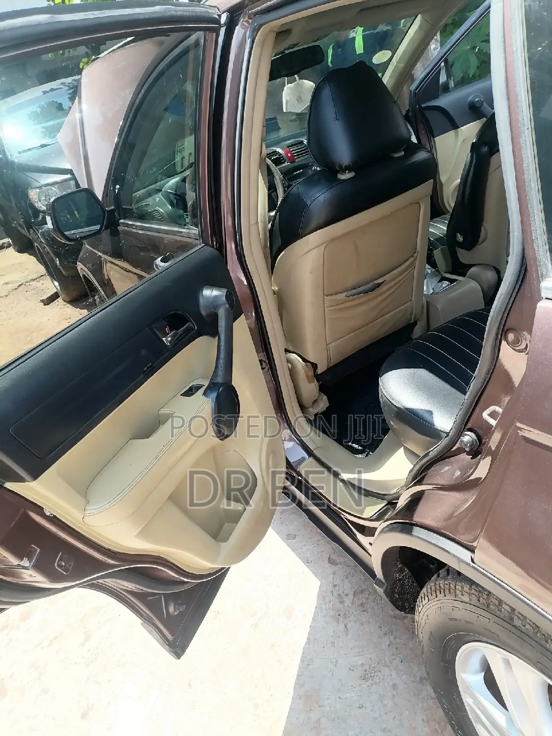 Honda CR-V 2011 Brown
