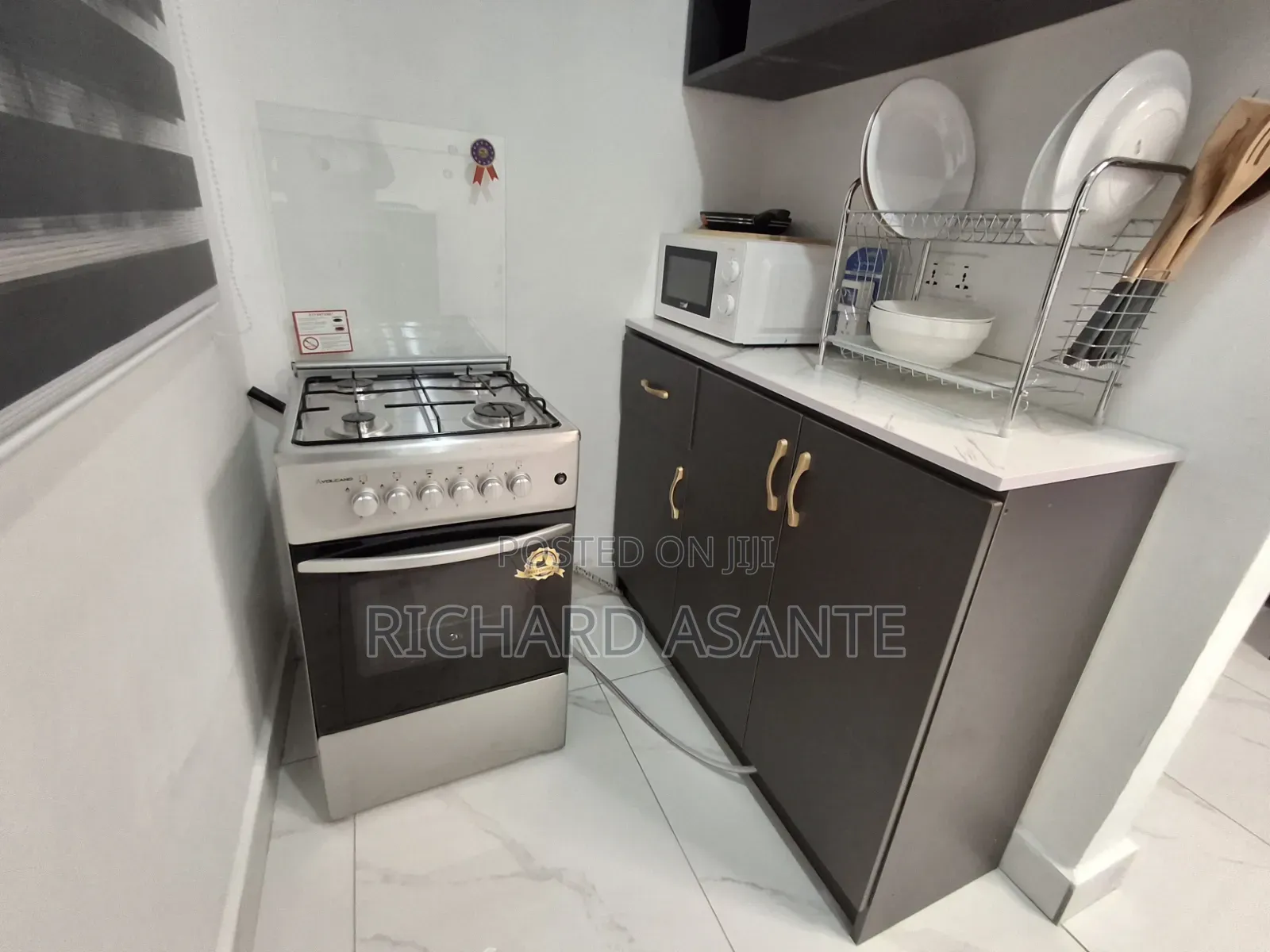 Lovely AirBnb Complete PentHouse With Bathtub at Pokuase