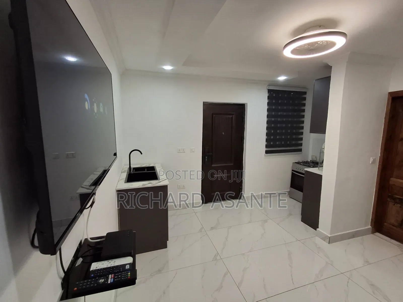 Lovely AirBnb Complete PentHouse With Bathtub at Pokuase
