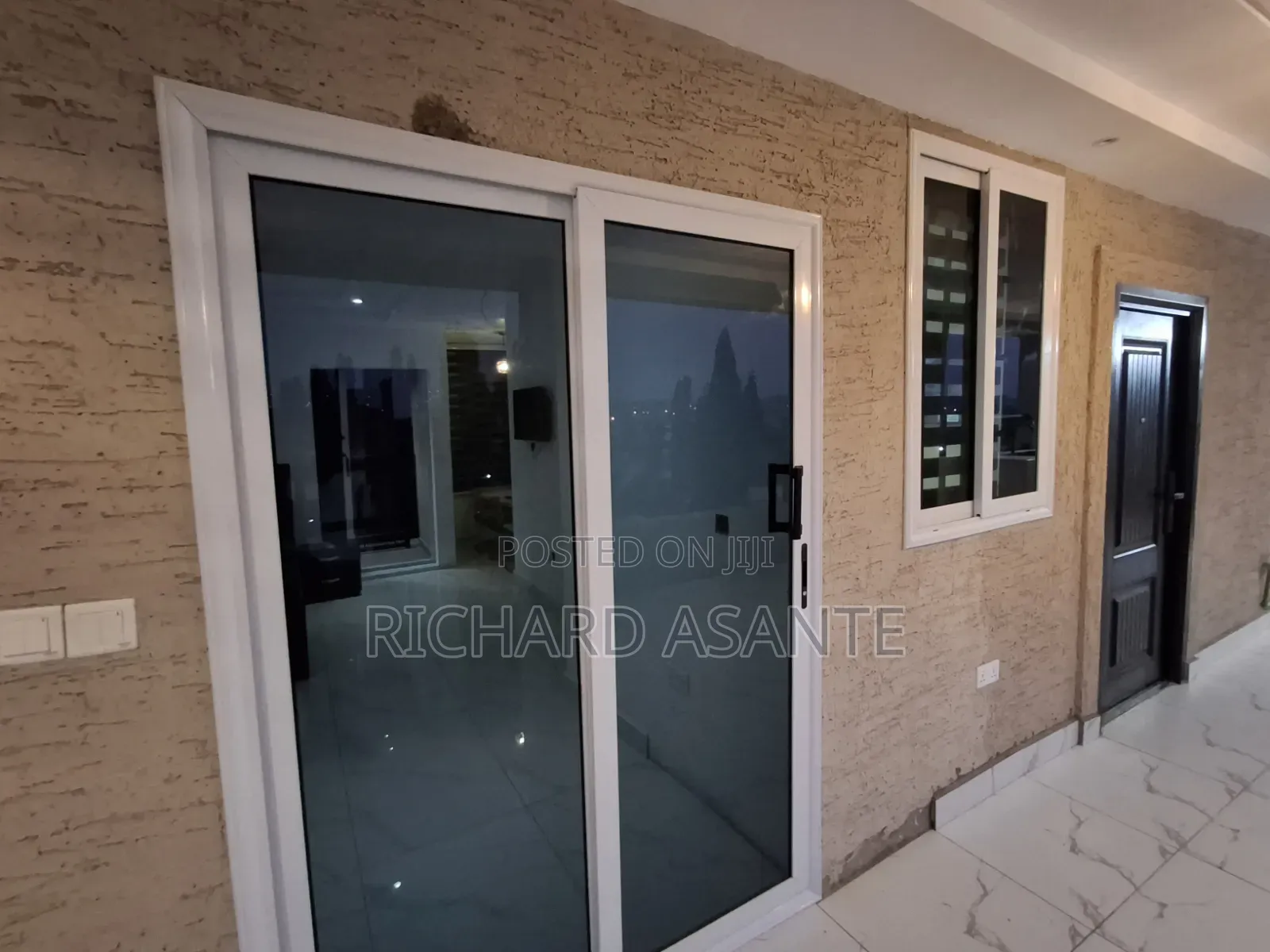 Lovely AirBnb Complete PentHouse With Bathtub at Pokuase