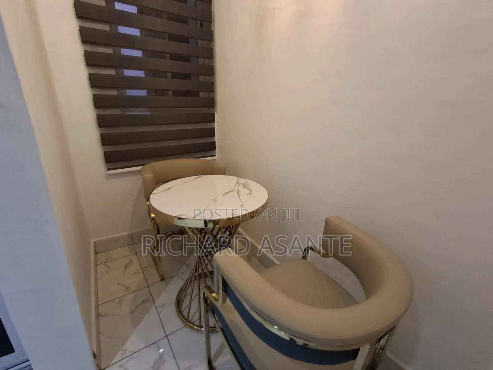 Lovely AirBnb Complete PentHouse With Bathtub at Pokuase