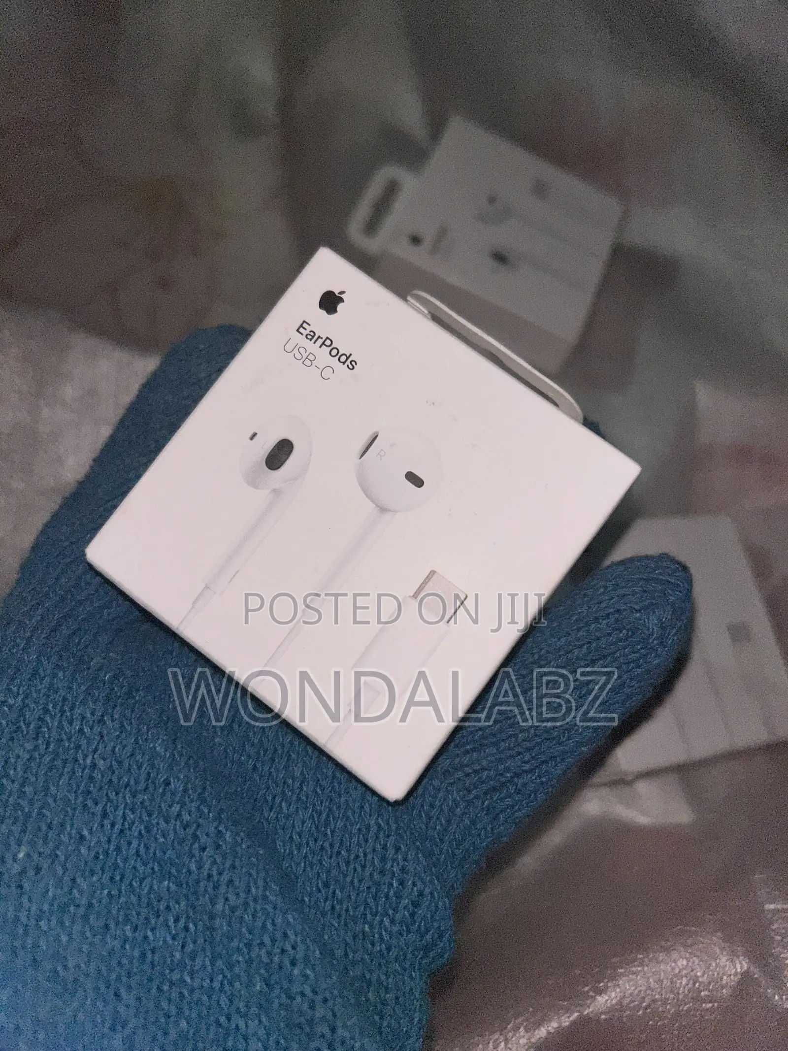 Genuine Apple USB-C Earpods