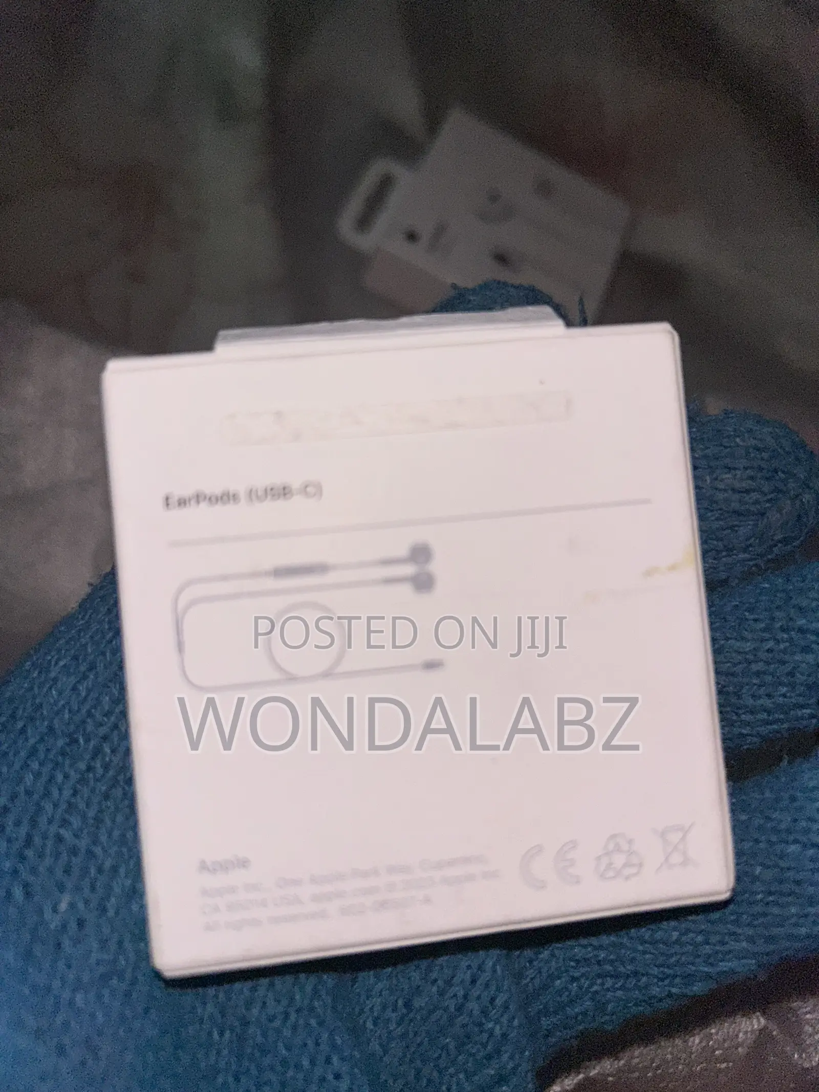 Genuine Apple USB-C Earpods