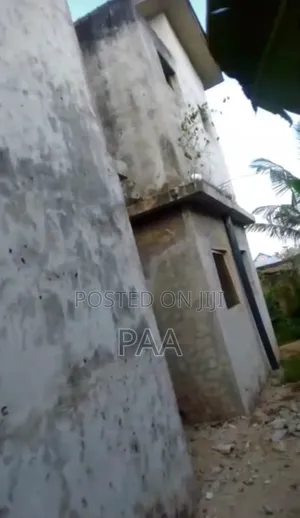 7bdrm Mansion in Aowin/Suaman Bia for sale