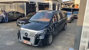 Mercedes-Benz VS680L Maybach 2025 Black