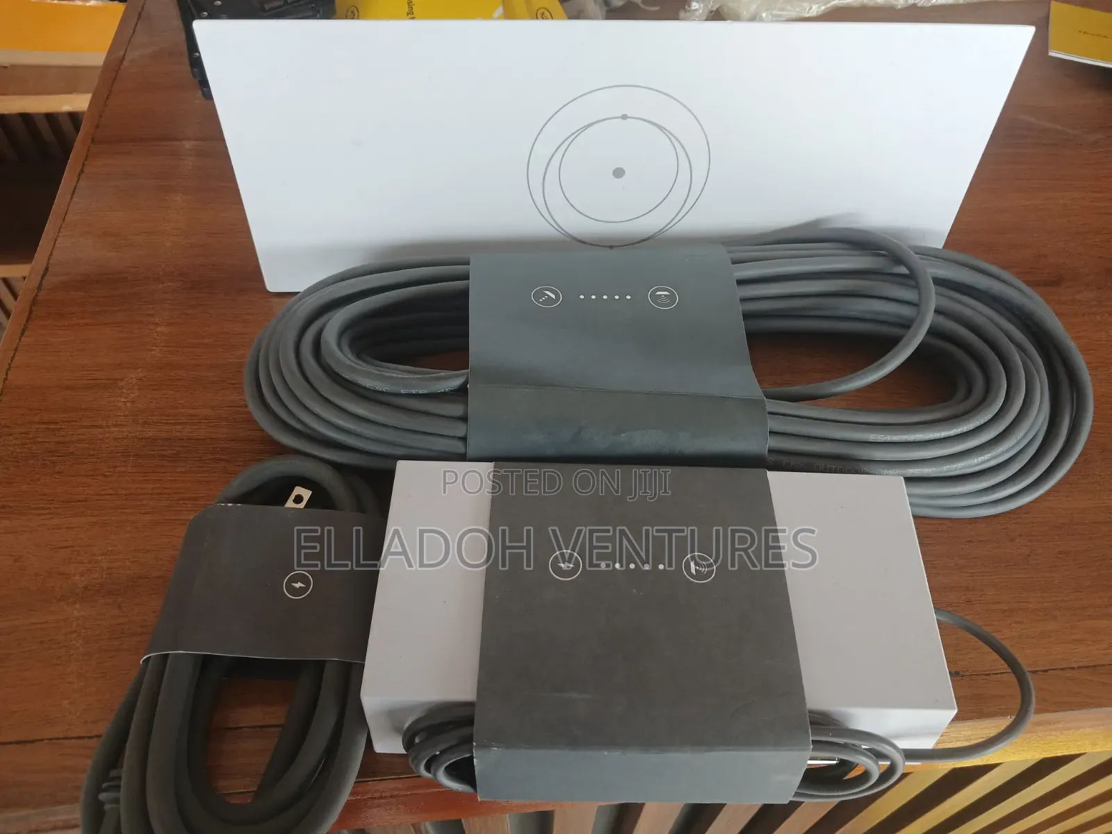 Starlink Gen 3 Standard Accessories , Router, Power,