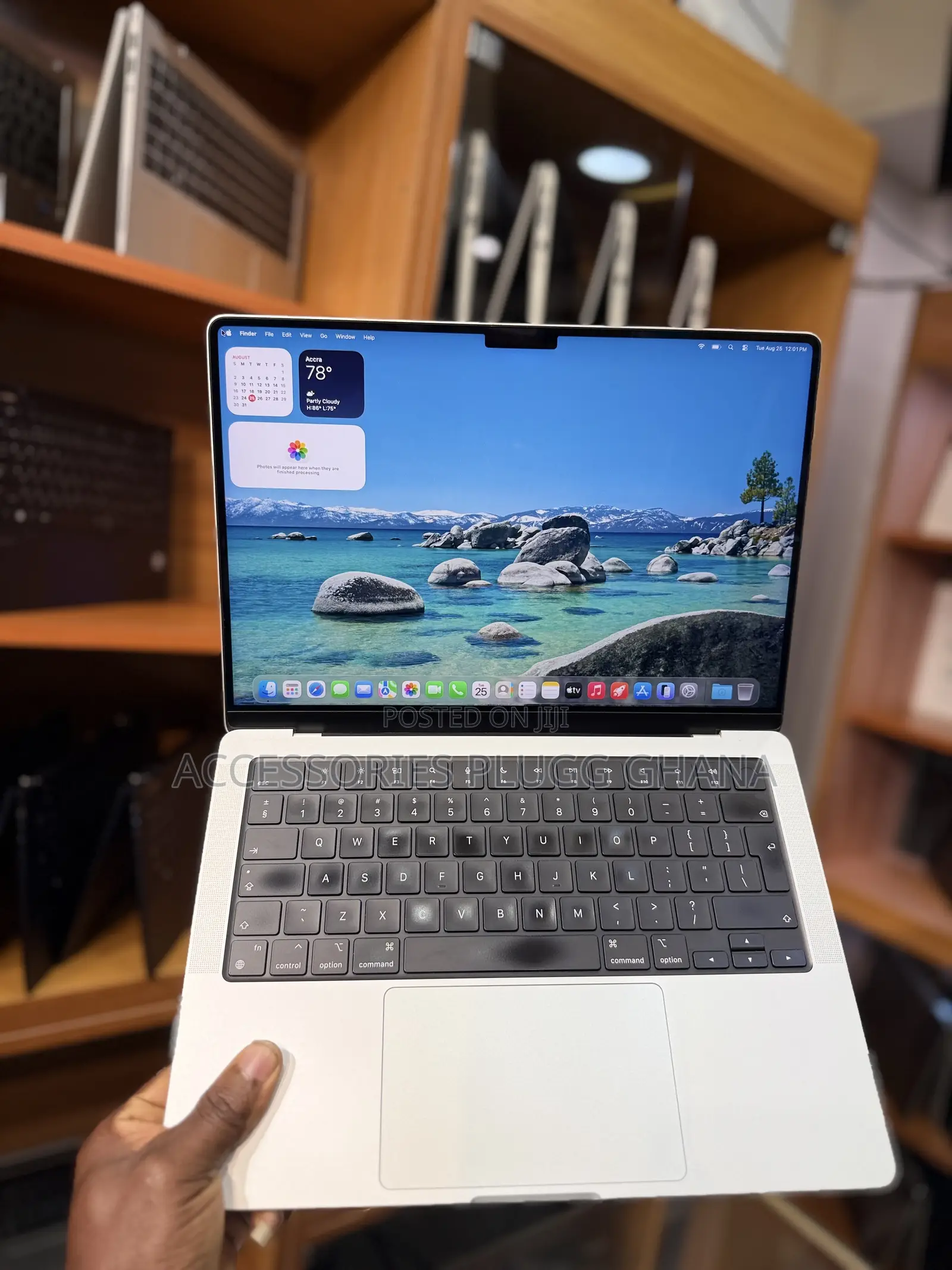 Laptop Apple MacBook Pro 2021 M1 16GB Apple M1 Pro SSD 512GB