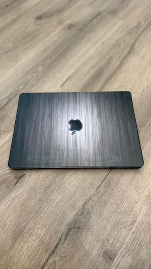 Laptop Apple MacBook Pro 2021 M1 16GB Apple M1 Pro SSD 512GB
