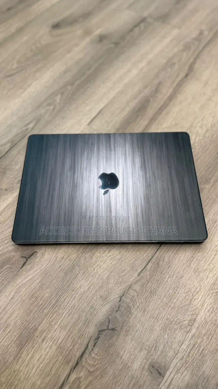 Laptop Apple MacBook Pro 2021 M1 16GB Apple M1 Pro SSD 512GB