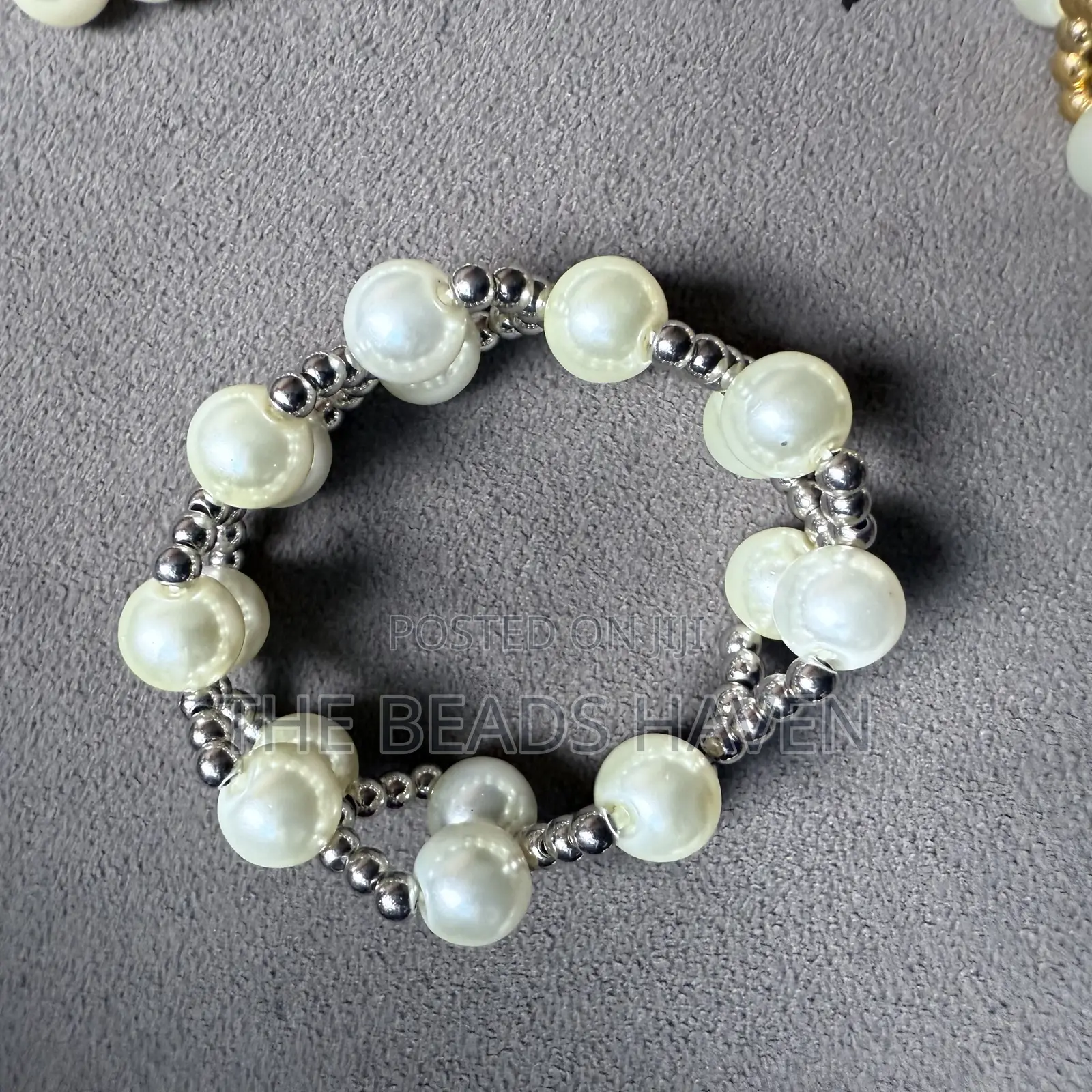 Beaded Pearl Bracelet