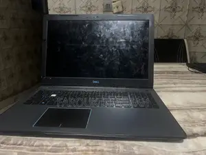 Laptop Dell G3 15 3579 16GB Intel Core i5 HDD+SSD 512GB