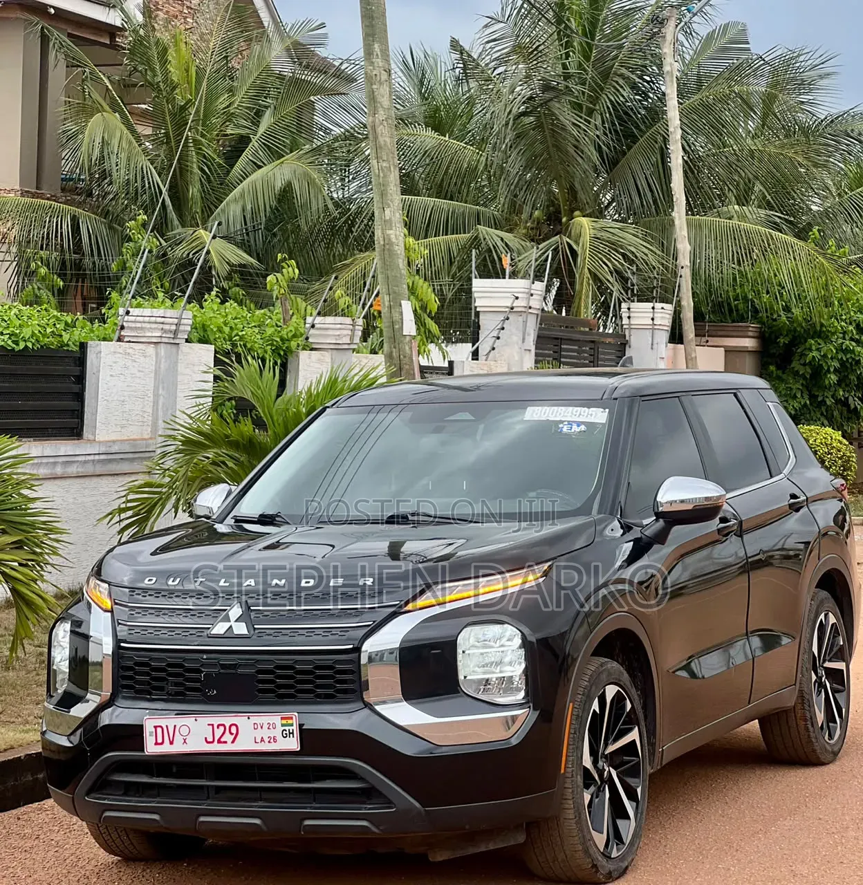 Mitsubishi Outlander 2022 Black