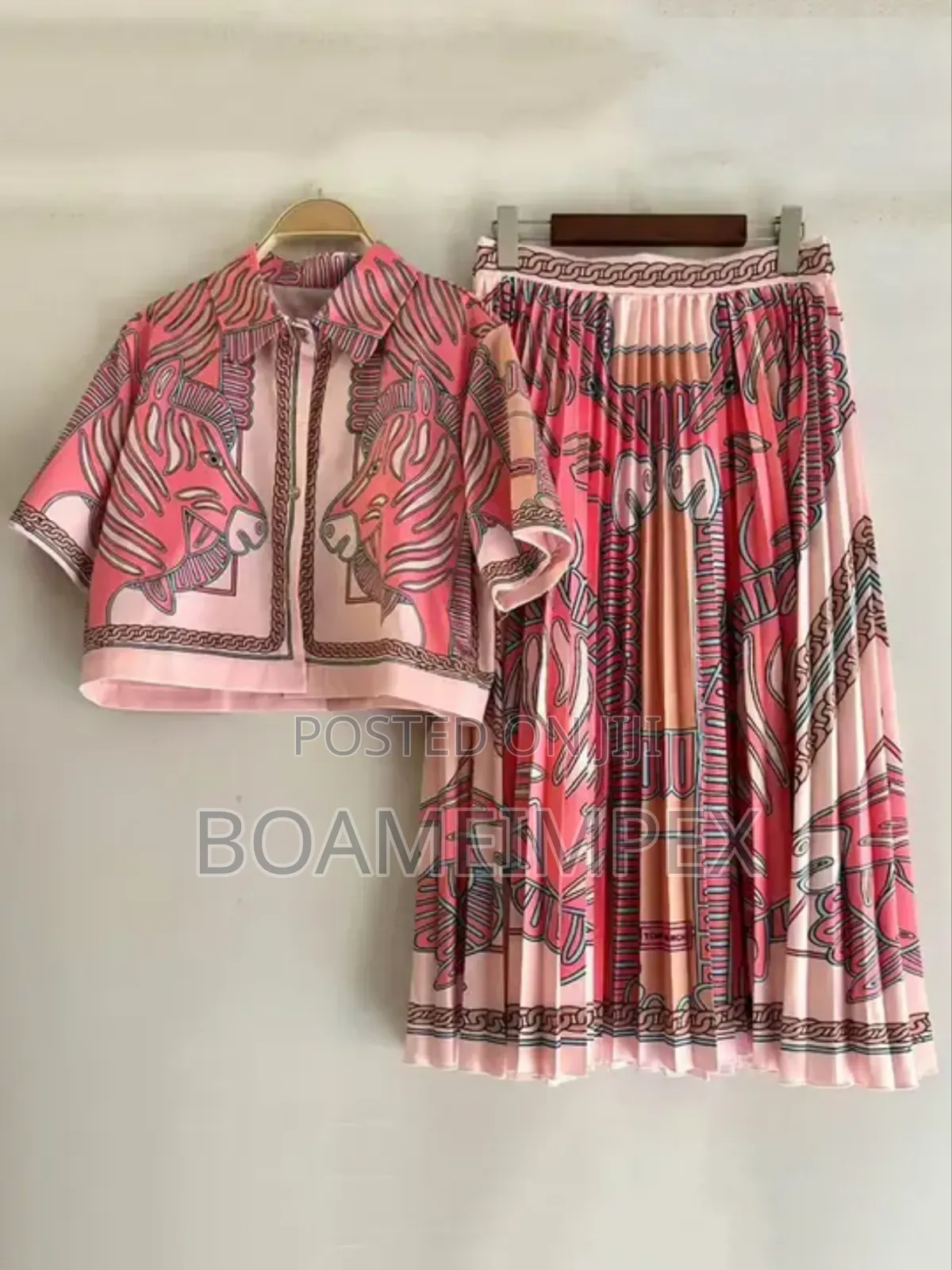 Women's Geometric Print 3/4 Sleeve Top & High Waist Pleated Skirt
