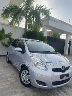 Toyota Vitz 2010