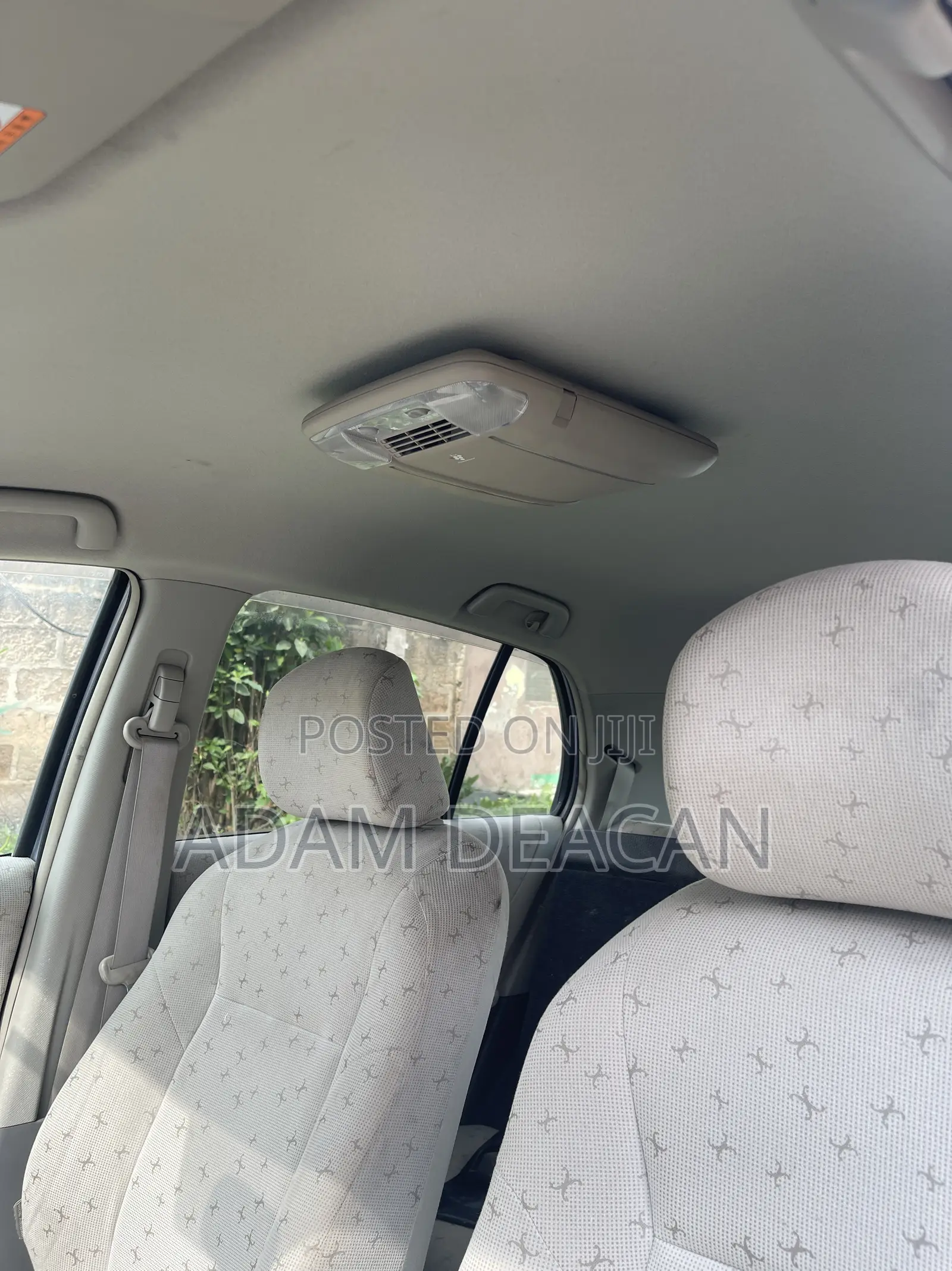 Toyota Vitz 2010