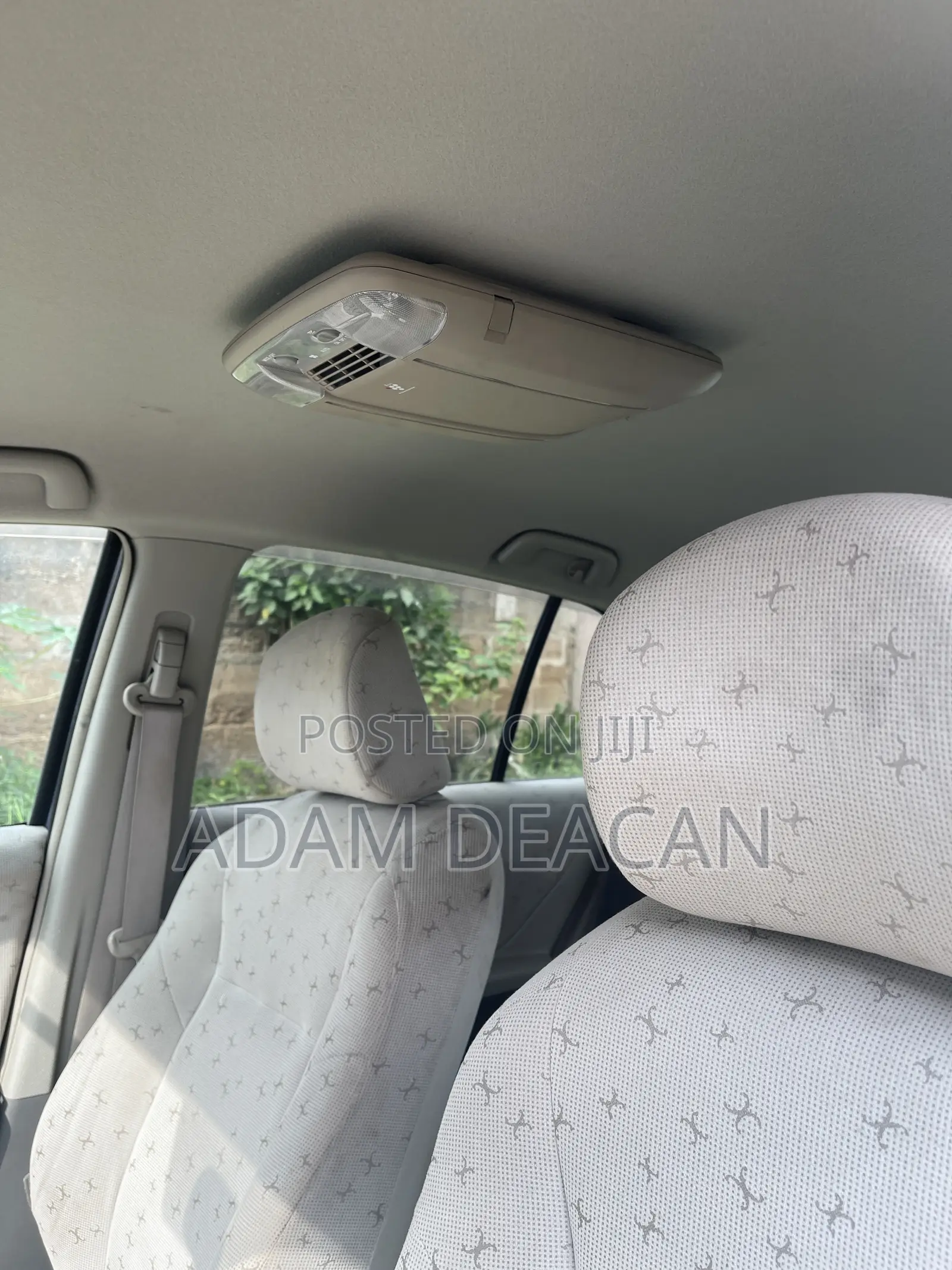 Toyota Vitz 2010