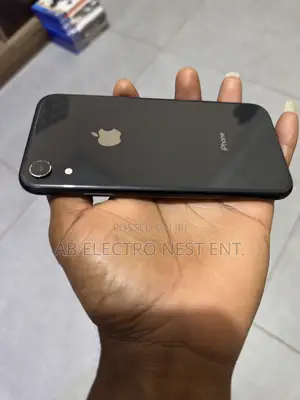 Apple iPhone XR 64 GB Black