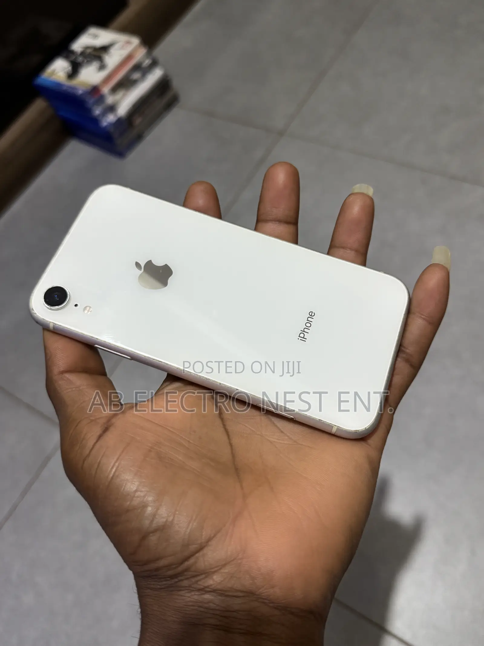 Apple iPhone XR 128 GB White