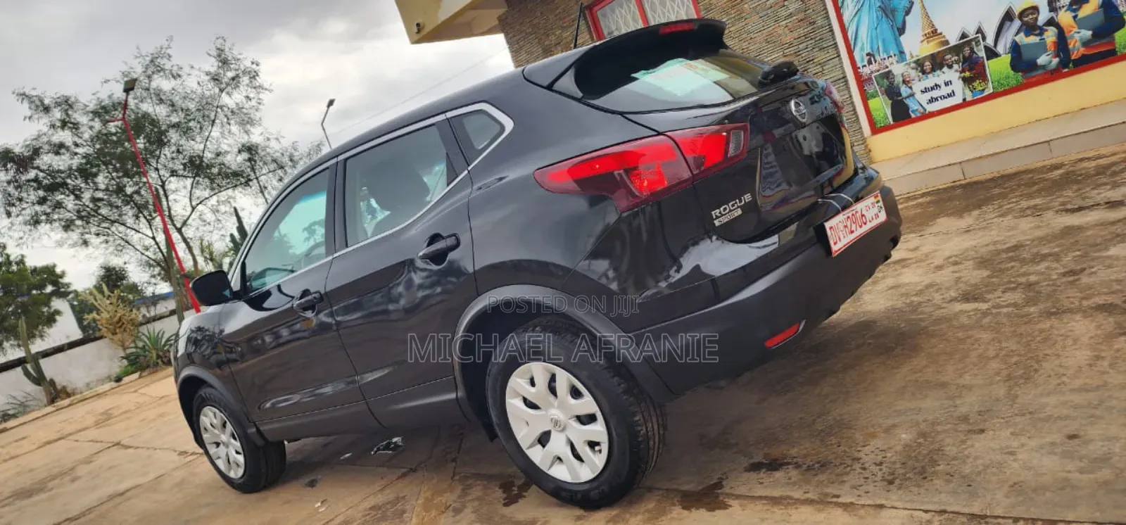 Nissan Rogue S FWD 2019 Black