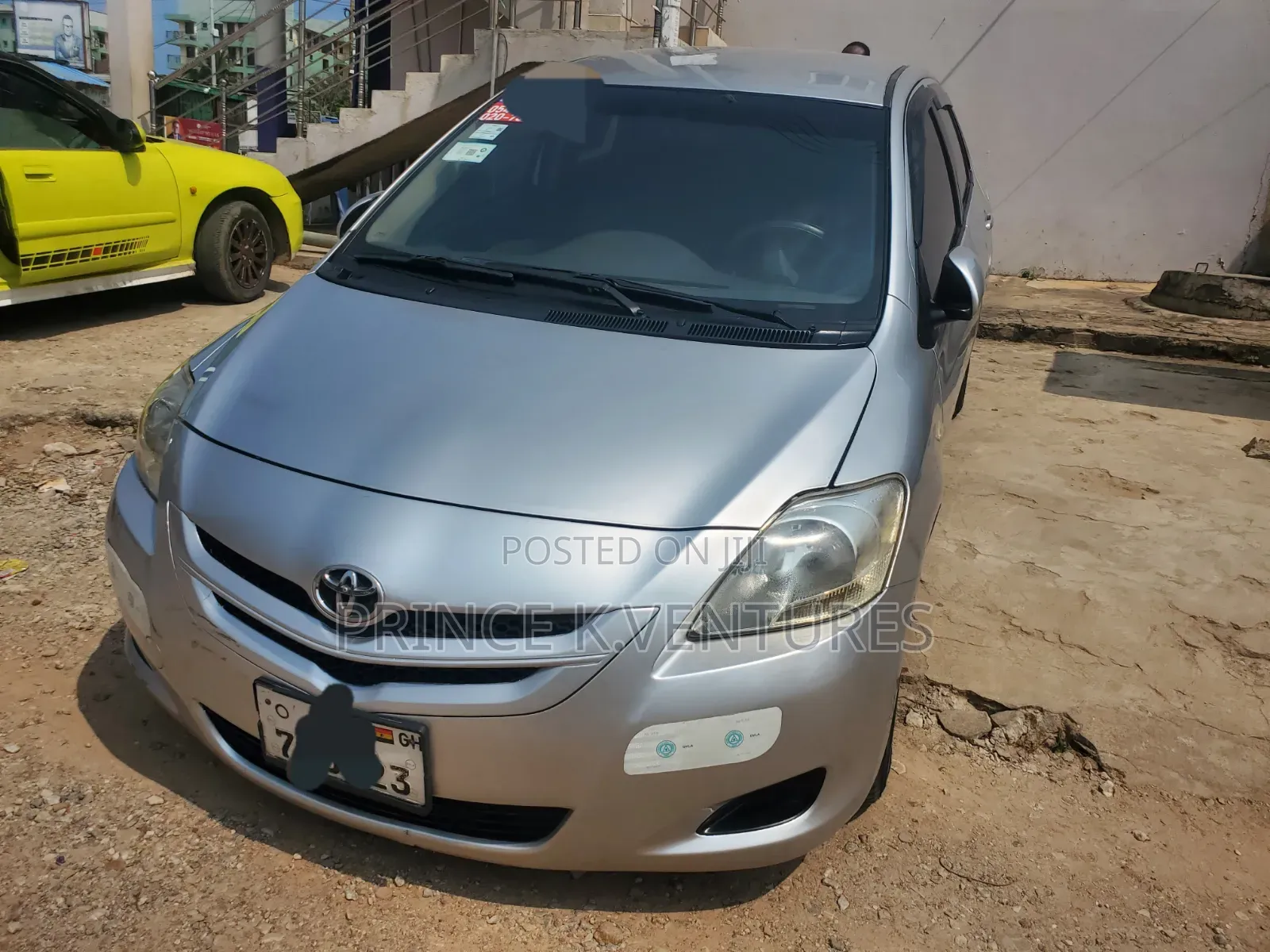 Toyota Belta 2010 Silver