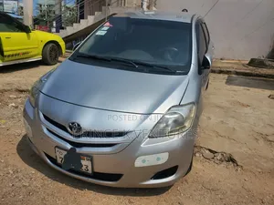 Toyota Belta 2010 Silver