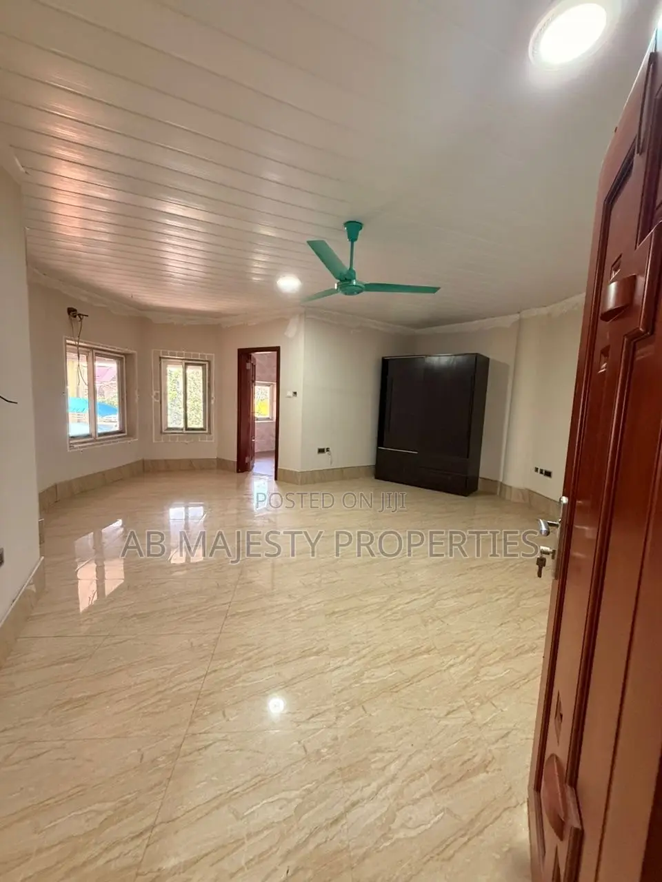 3bdrm Apartment in Ab Majesty, Ability for rent