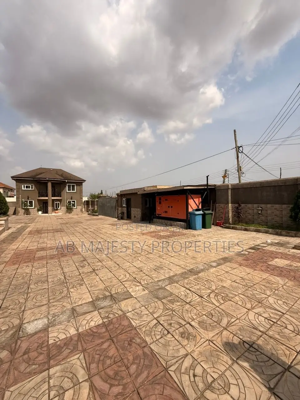 3bdrm Apartment in Ab Majesty, Ability for rent