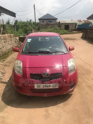 Toyota Vitz 1.5 FWD 3dr 2009 Red