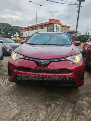 Toyota RAV4 2017 Red