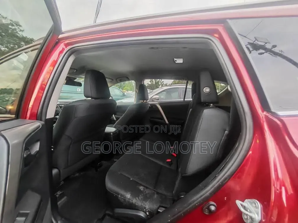 Toyota RAV4 2017 Red