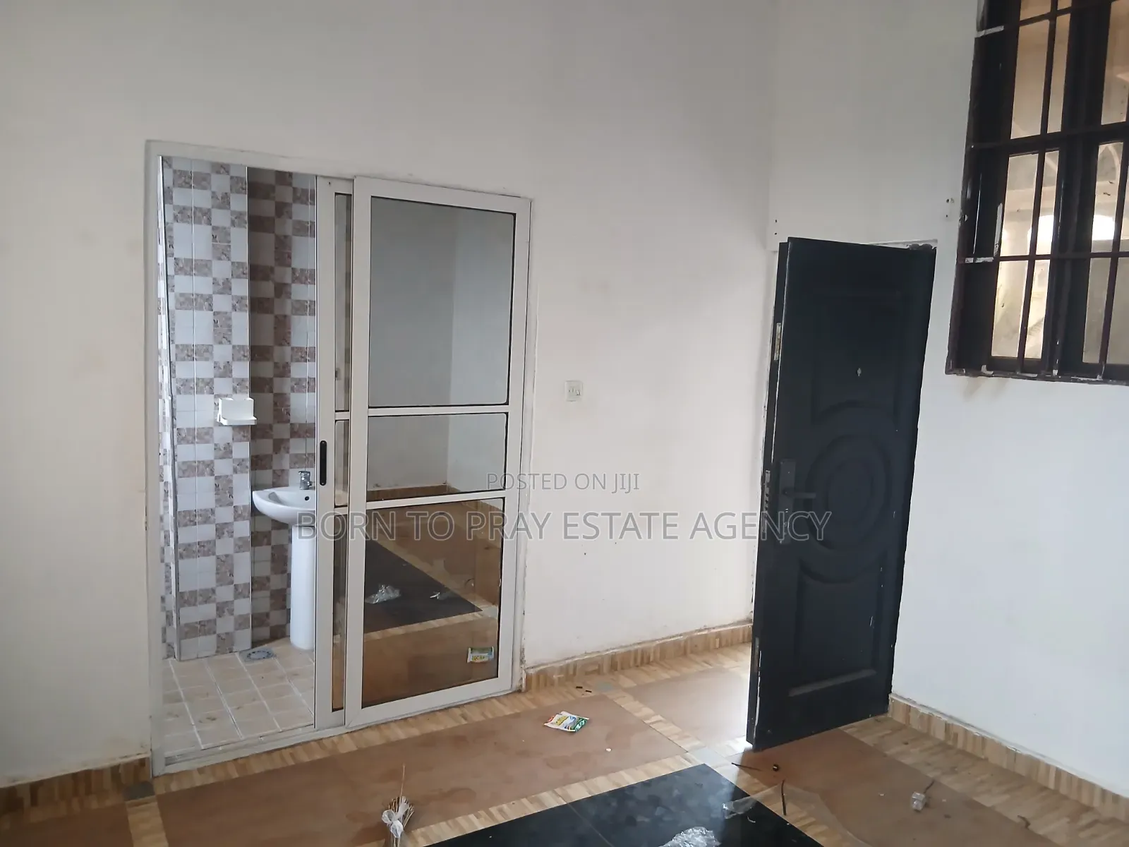 1bdrm Apartment in Born To Pray Estate, Ejisu-Juaben Municipal for rent