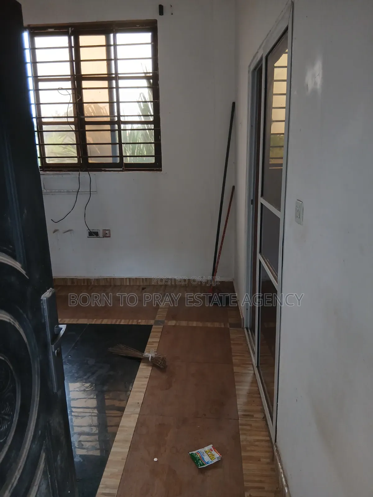 1bdrm Apartment in Born To Pray Estate, Ejisu-Juaben Municipal for rent