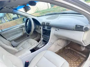 Mercedes-Benz C-Class 2007 Silver