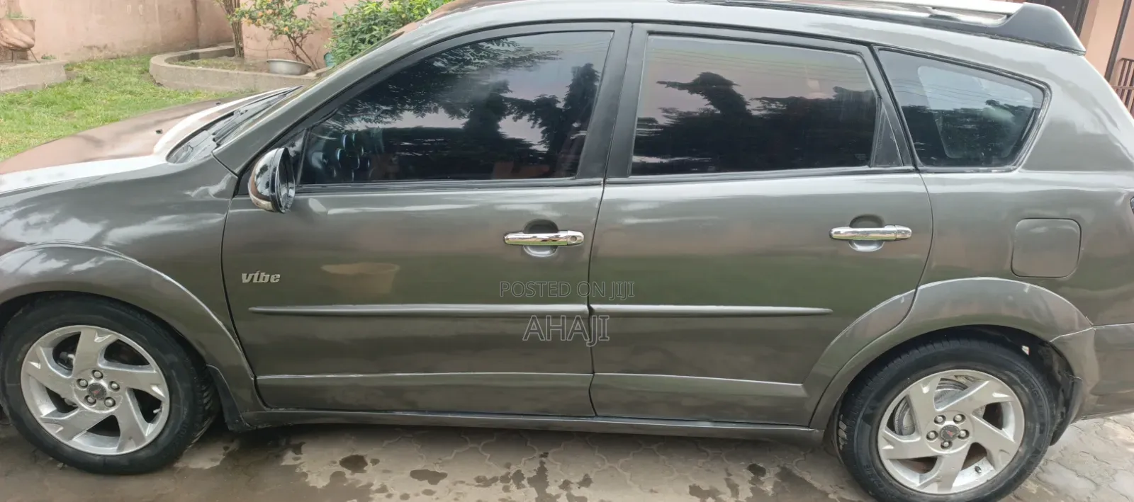 Pontiac Vibe Automatic 2003 Gray