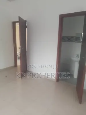 3bdrm House in Kb Properties, Lashibi for rent