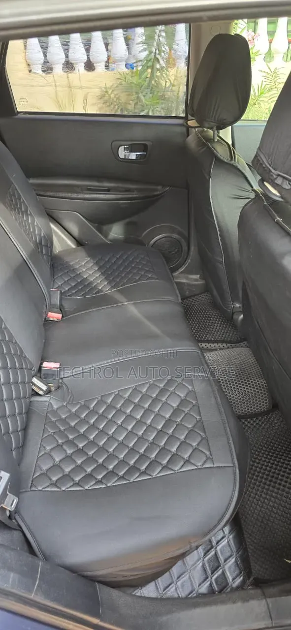 Nissan Qashqai 2009 Gray