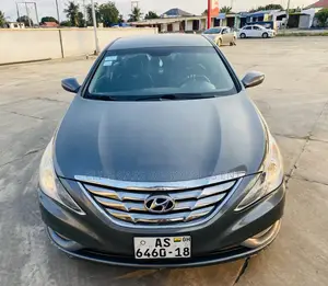 Hyundai Sonata GLS Sedan FWD (2.4L 4cyl 6A) 2013 Gray