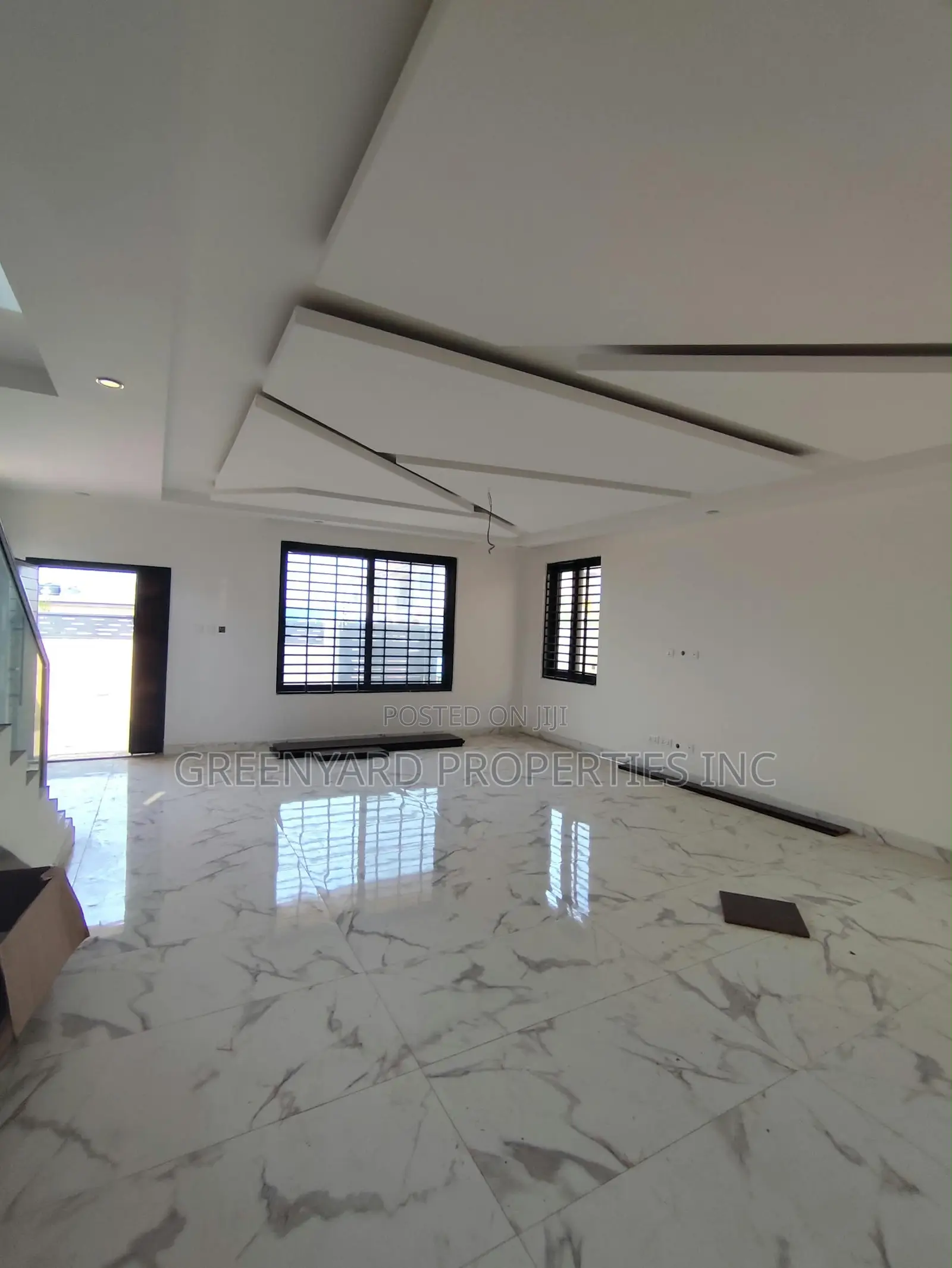 3bdrm House in Roses, Ashaley Botwe for rent