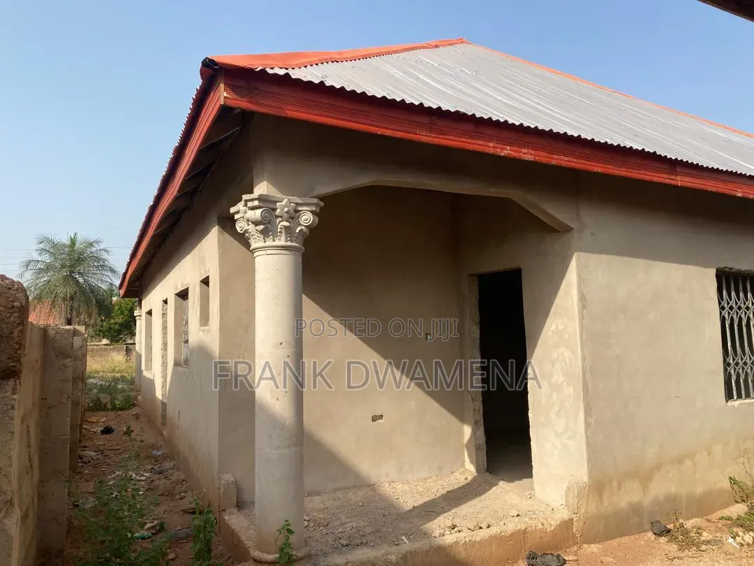 Mini Flat in Nkoranza South for sale