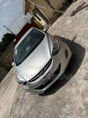 Hyundai Elantra Limited 2012 Silver