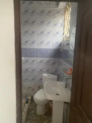 Furnished 1bdrm Apartment in Lamptey, New Market for rent