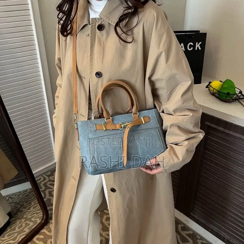 Material Luxury Bag