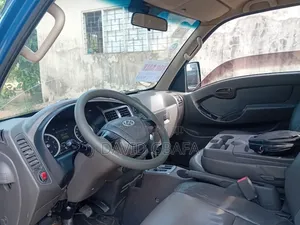 Hyundai Porter II 2014 Blue