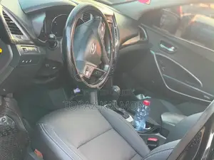 Hyundai Santa Fe 2015 Black