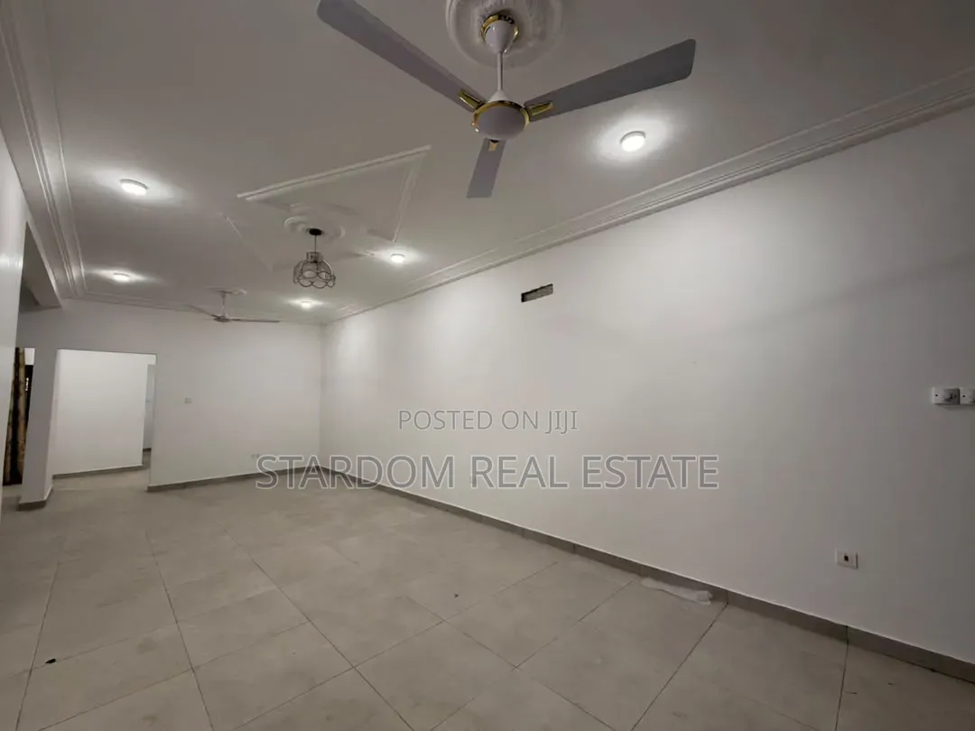 2bdrm Apartment in Lakeside Estate for rent