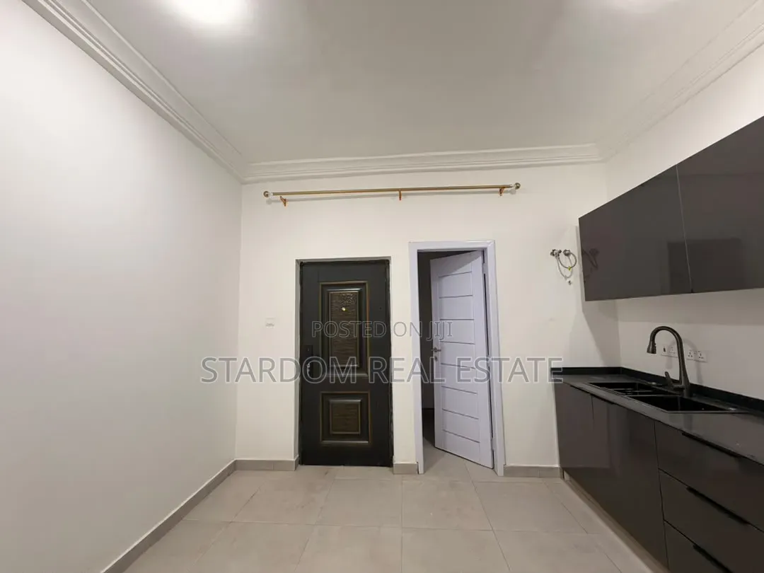 2bdrm Apartment in Lakeside Estate for rent