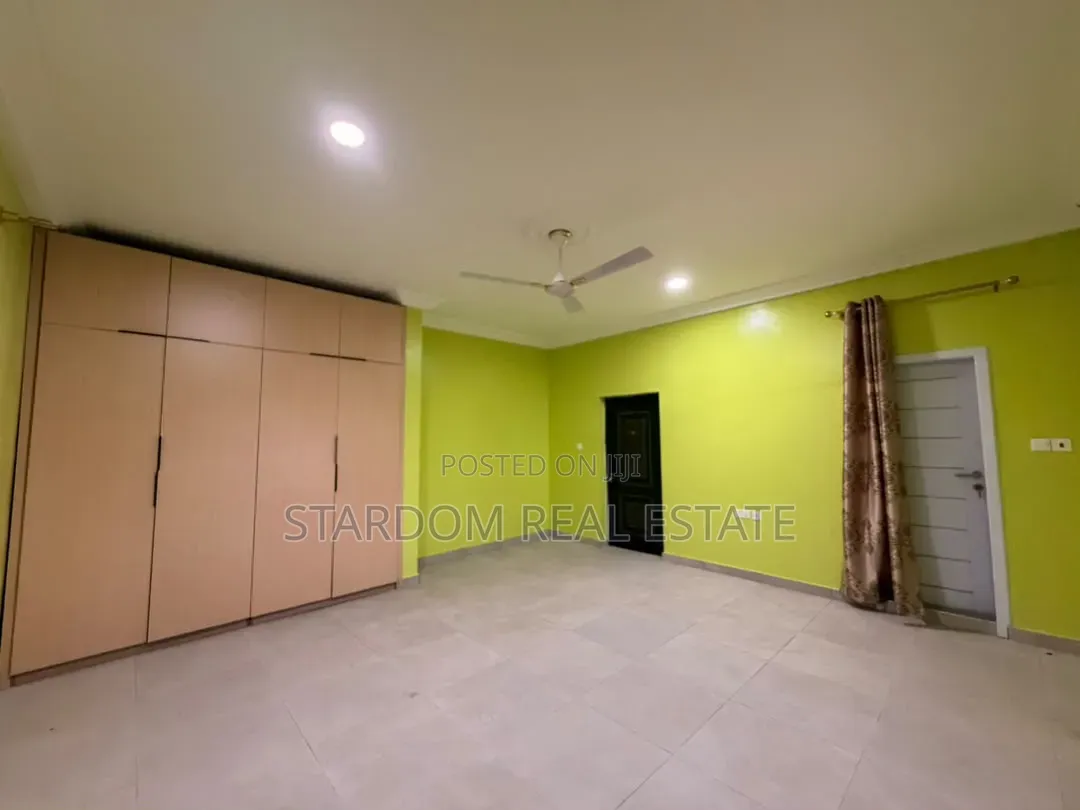 2bdrm Apartment in Lakeside Estate for rent