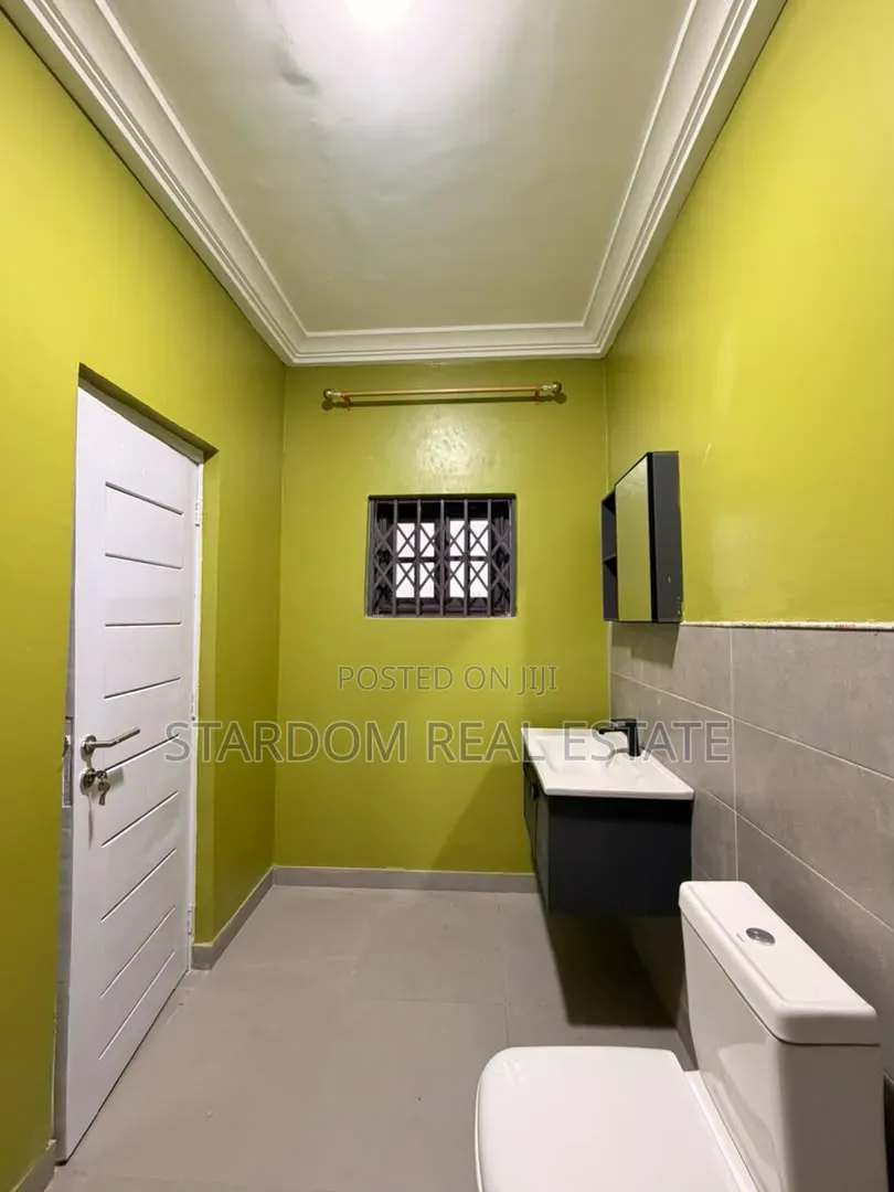 2bdrm Apartment in Lakeside Estate for rent